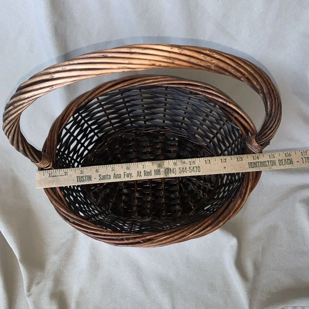 Majolica this oval